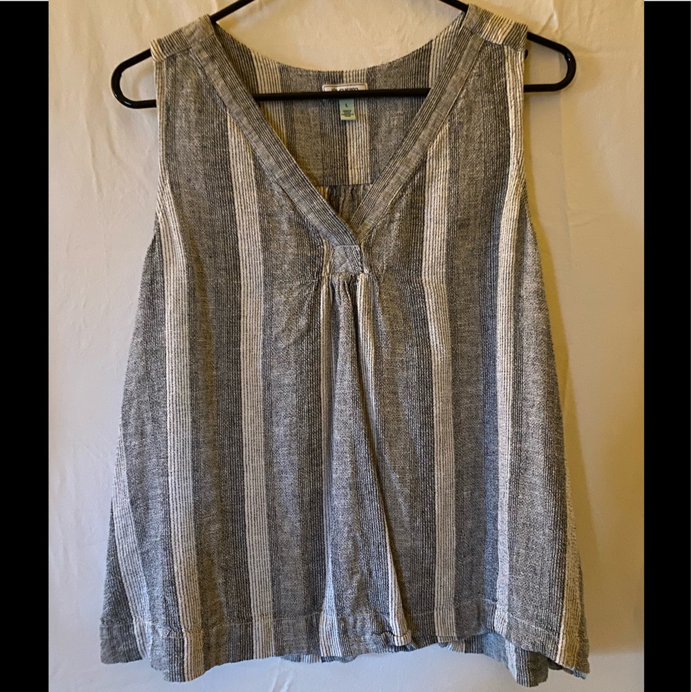 Gray and white striped V-neck Susina shirt.